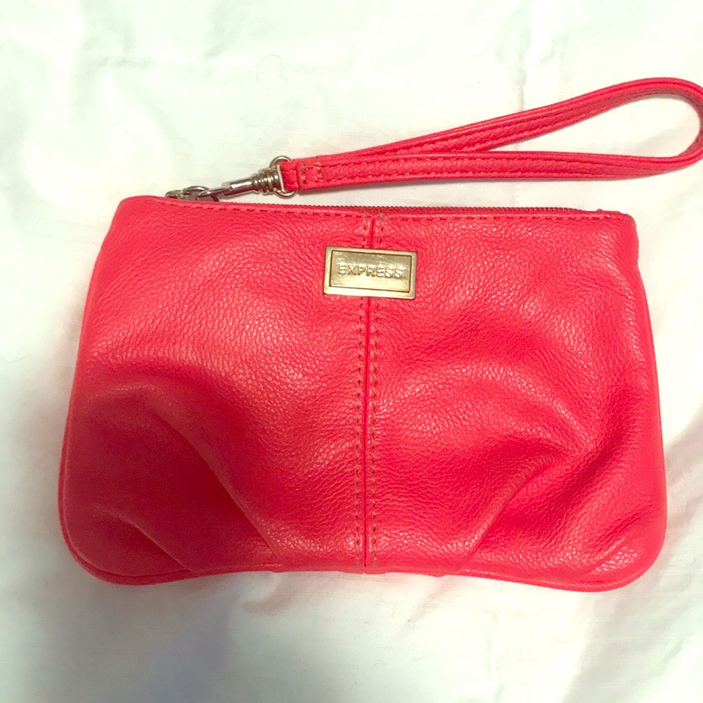 Express wristlet- red